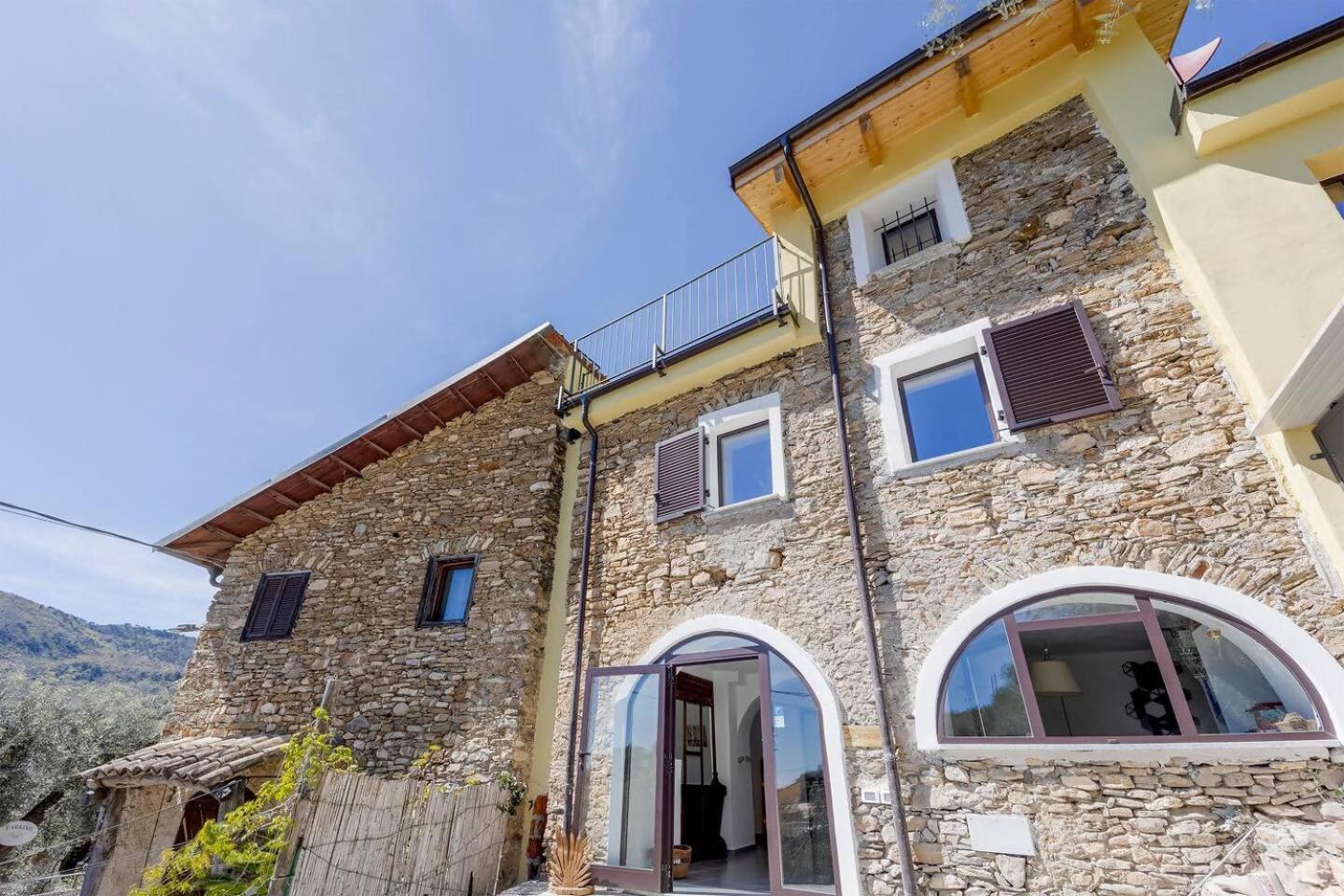 Appartamento Alba Dachi Farm Marina dʼMarina dʼAndora Εξωτερικό φωτογραφία